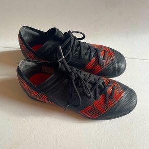 Youth Adidas Nemeziz Tango17.3  TF Turf Soccer shoes Cleats Black Red Size 3.5